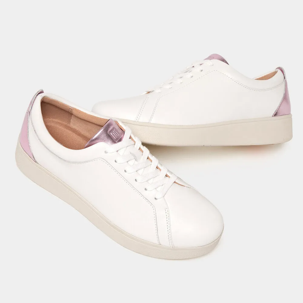 รองเท้าผ้าใบ ผู้หญิง รุ่น RALLY METALLIC-BACKTAB LEATHER TRAINERS