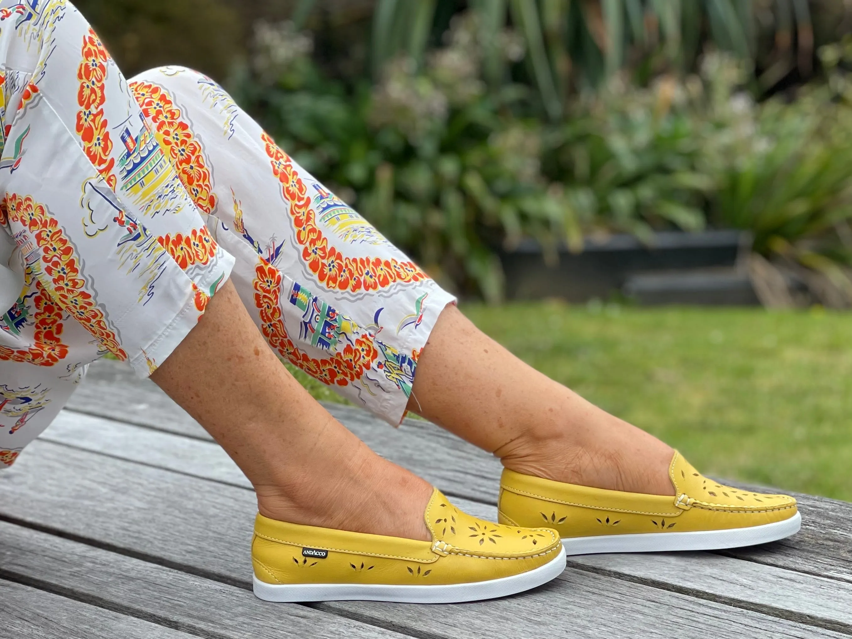 Andacco Piper available in 7 colours.