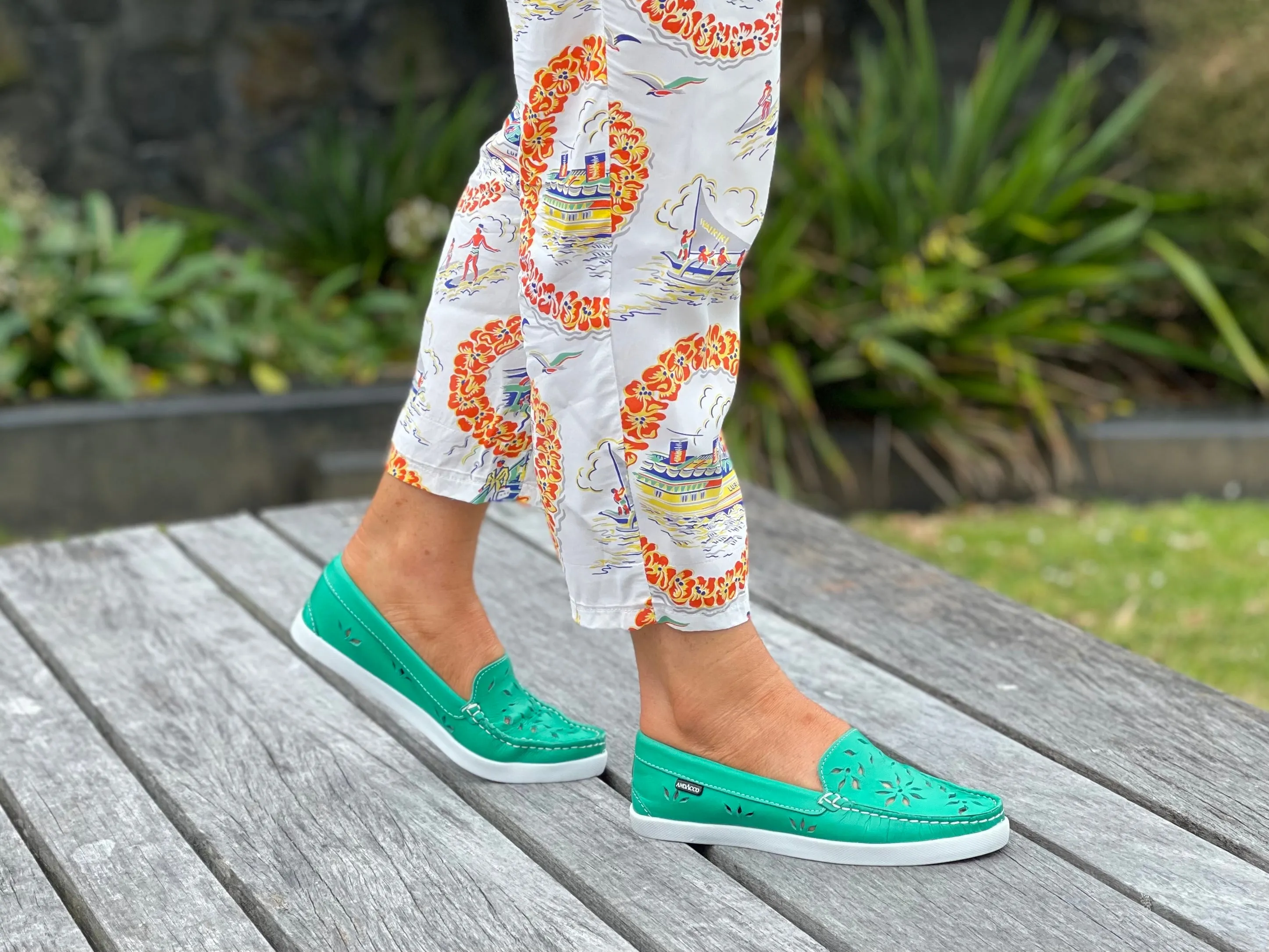 Andacco Piper available in 7 colours.
