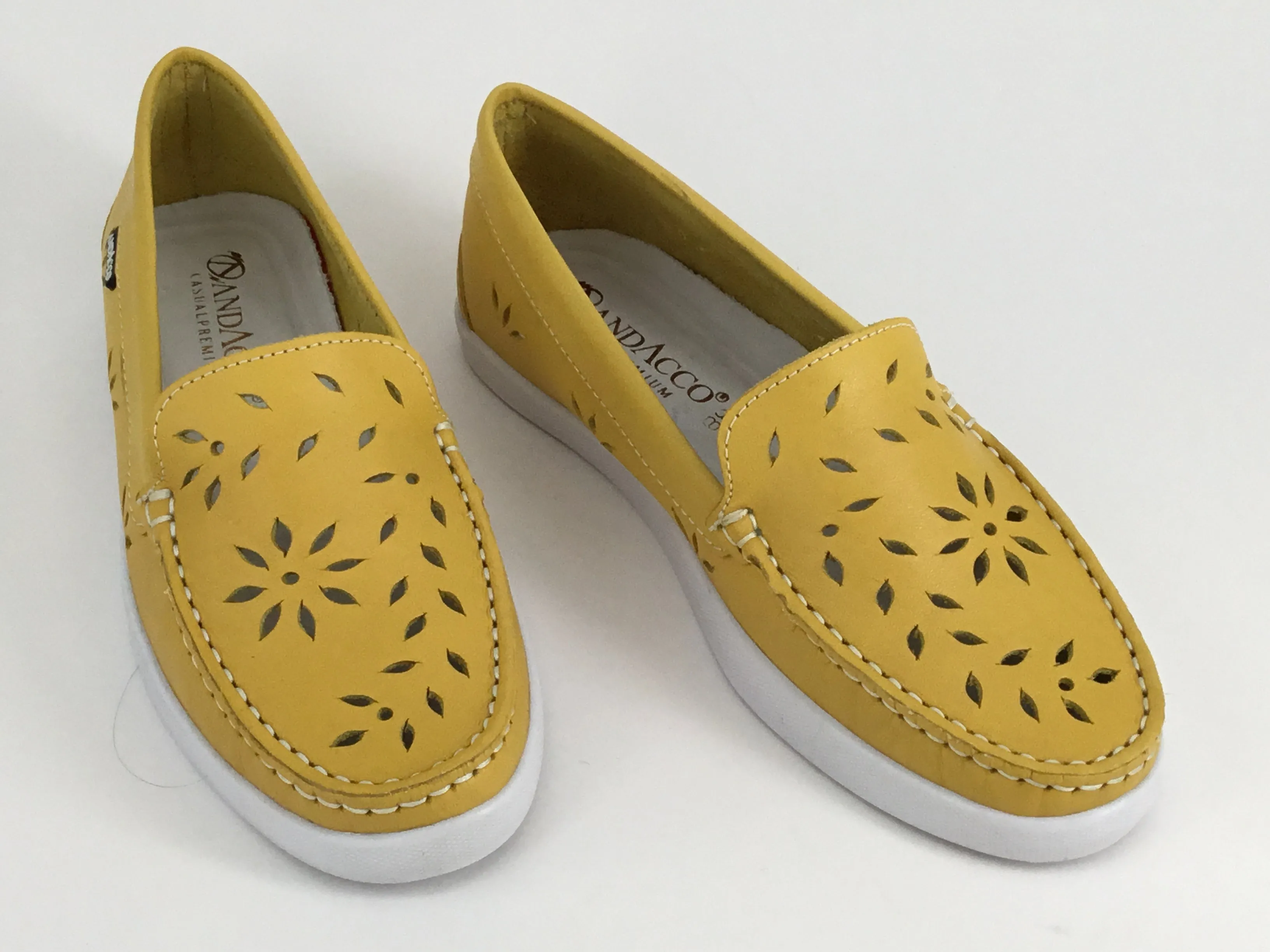 Andacco Piper available in 7 colours.