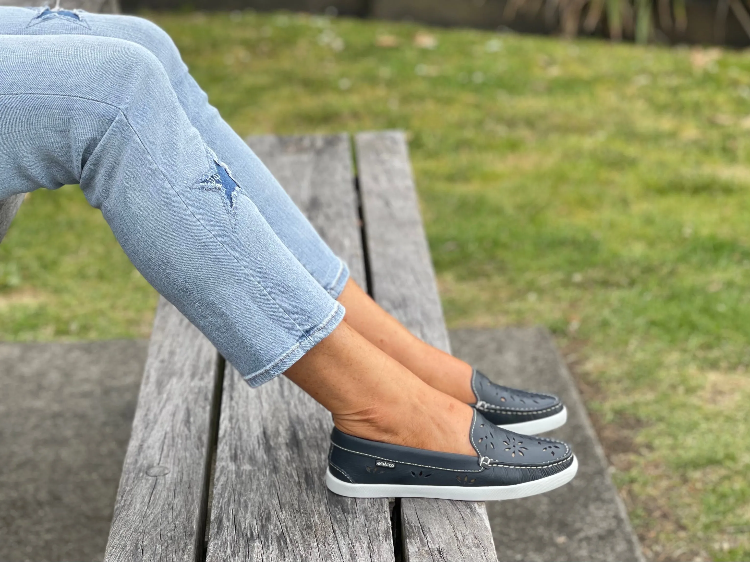 Andacco Piper available in 7 colours.