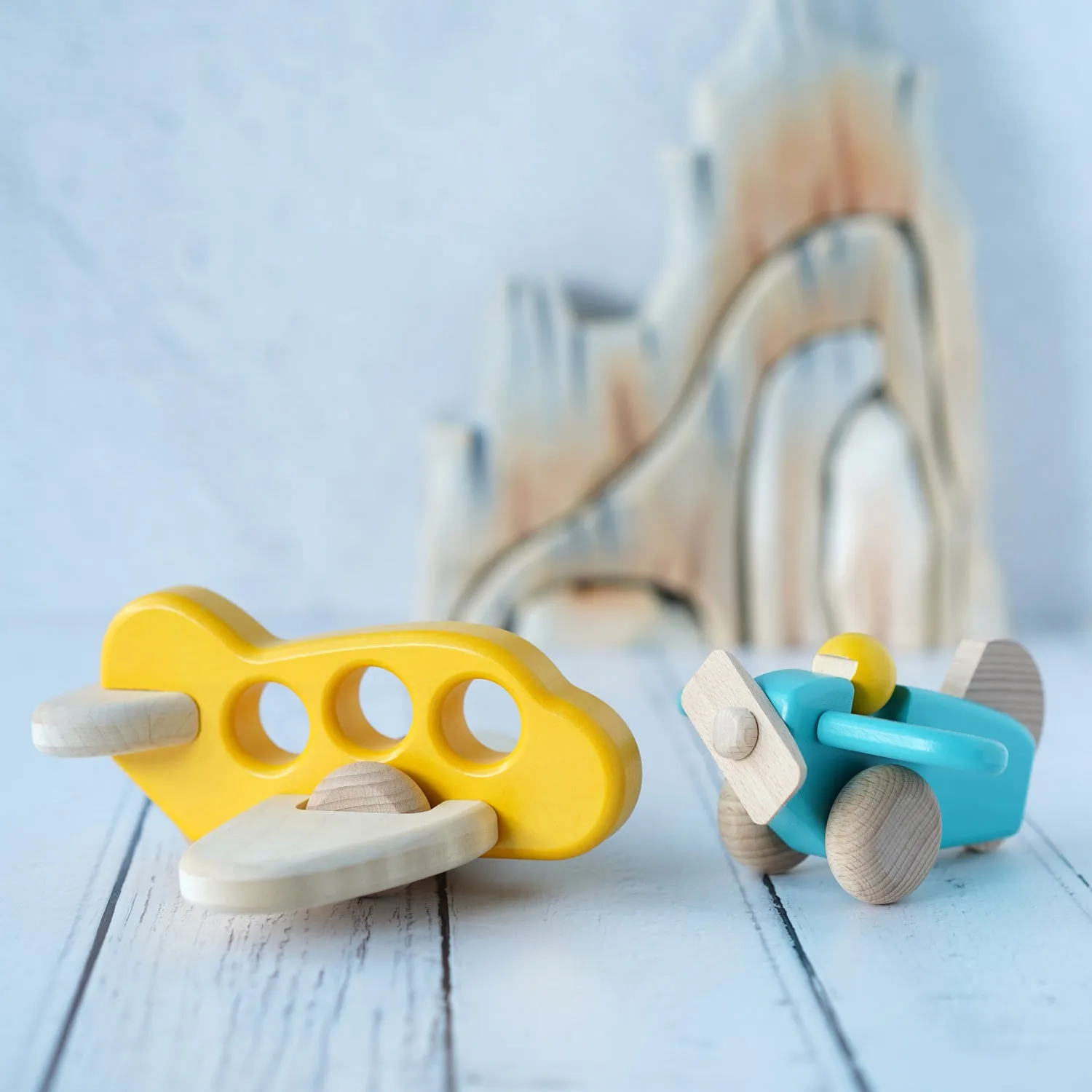 Bajo Airplane With 3 Windows - Light Blue