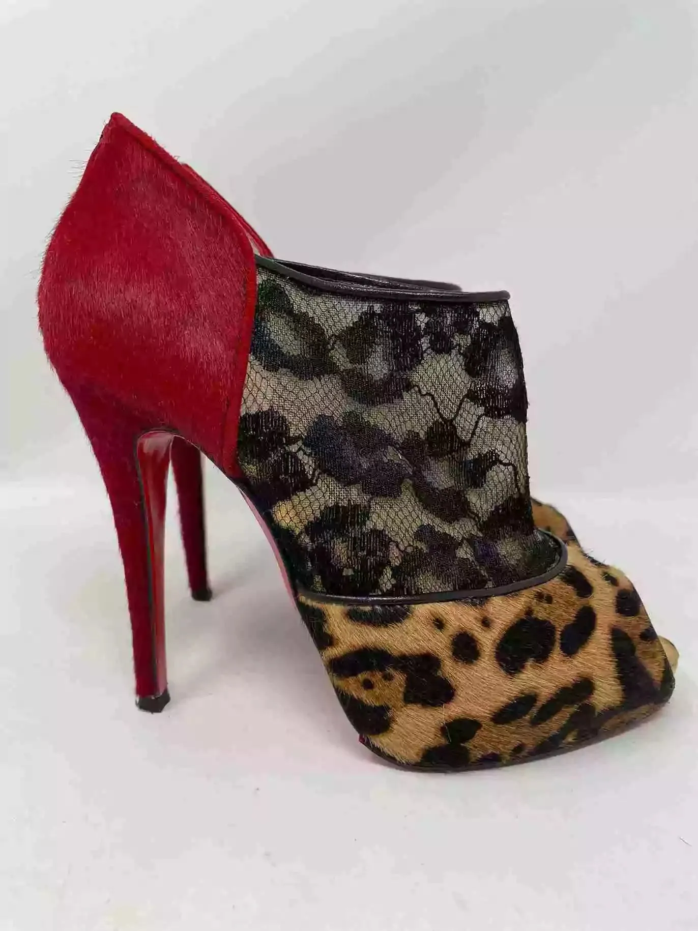 Christian Louboutin Aeronotoc 120 Leopard Calfskin Lace Peep-toe booties 38.5 UK5.5