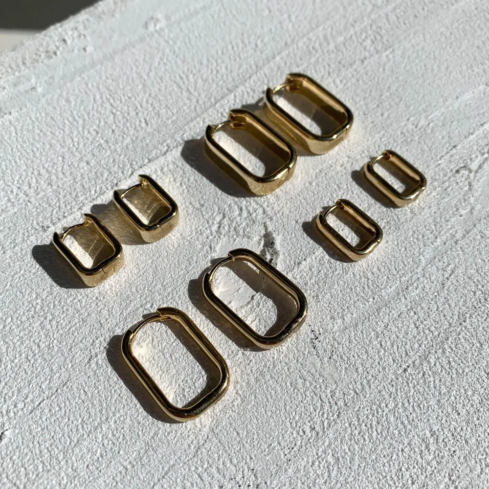 Midi Chunky Paperclip Earrings in Gold