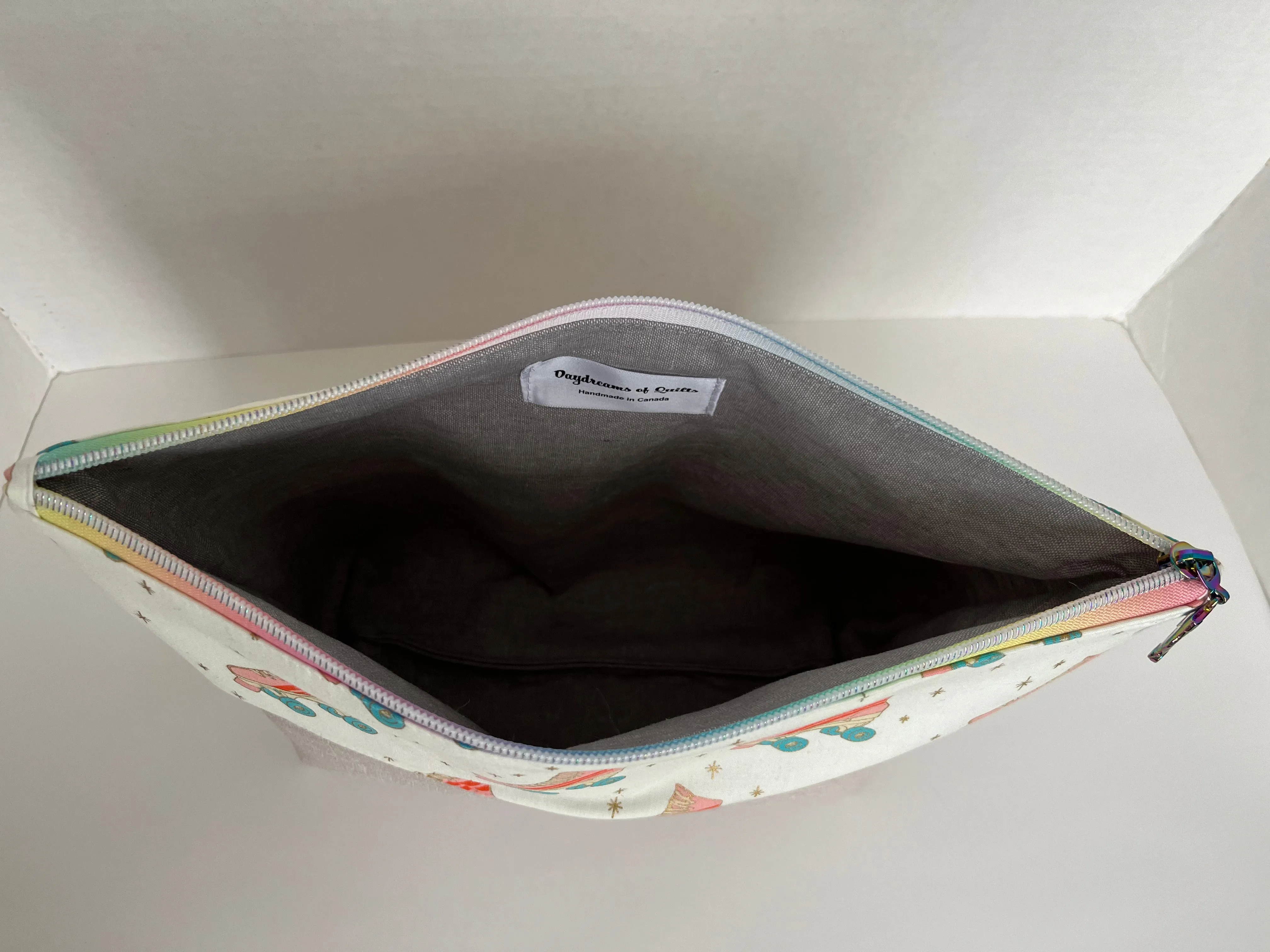 Roller Skates Large Cosmetics Bag,Toiletry Bag