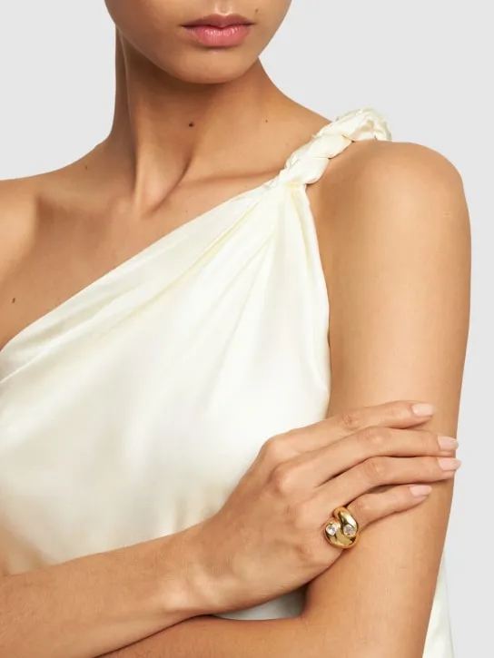 Timeless Pearly   Crystal chunky ring 